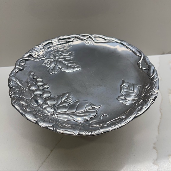 Arthur Court Pedestal Aluminum Cheese/Dessert/Treat/Cookie Stand - Picture 5 of 12